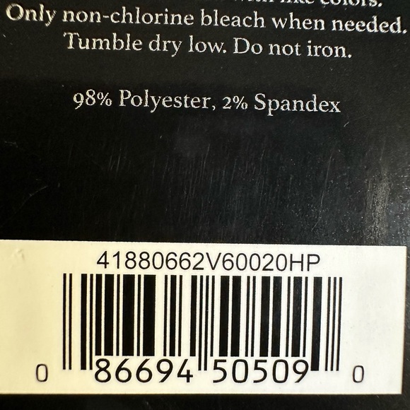 NWT DISNEY TIM BURTONS “ THE NIGHTMARE BEFORE CHRISTMAS” SOCKS. SIZE 10-13 - Picture 4 of 4